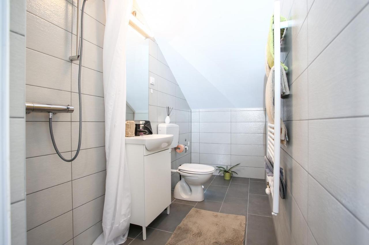 White Rooms Arena Zagreb Eksteriør billede